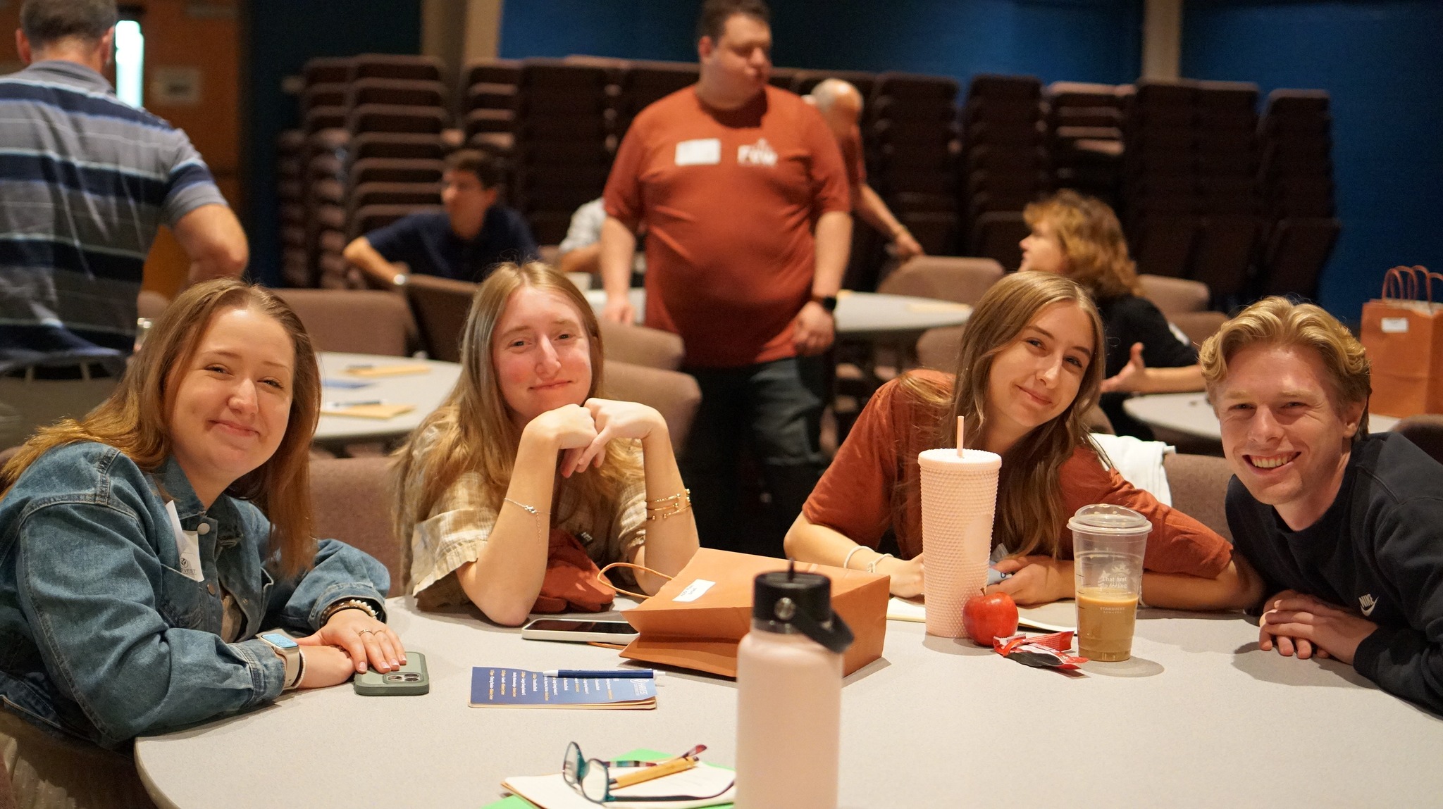 Harvest Conference 2024 table networking